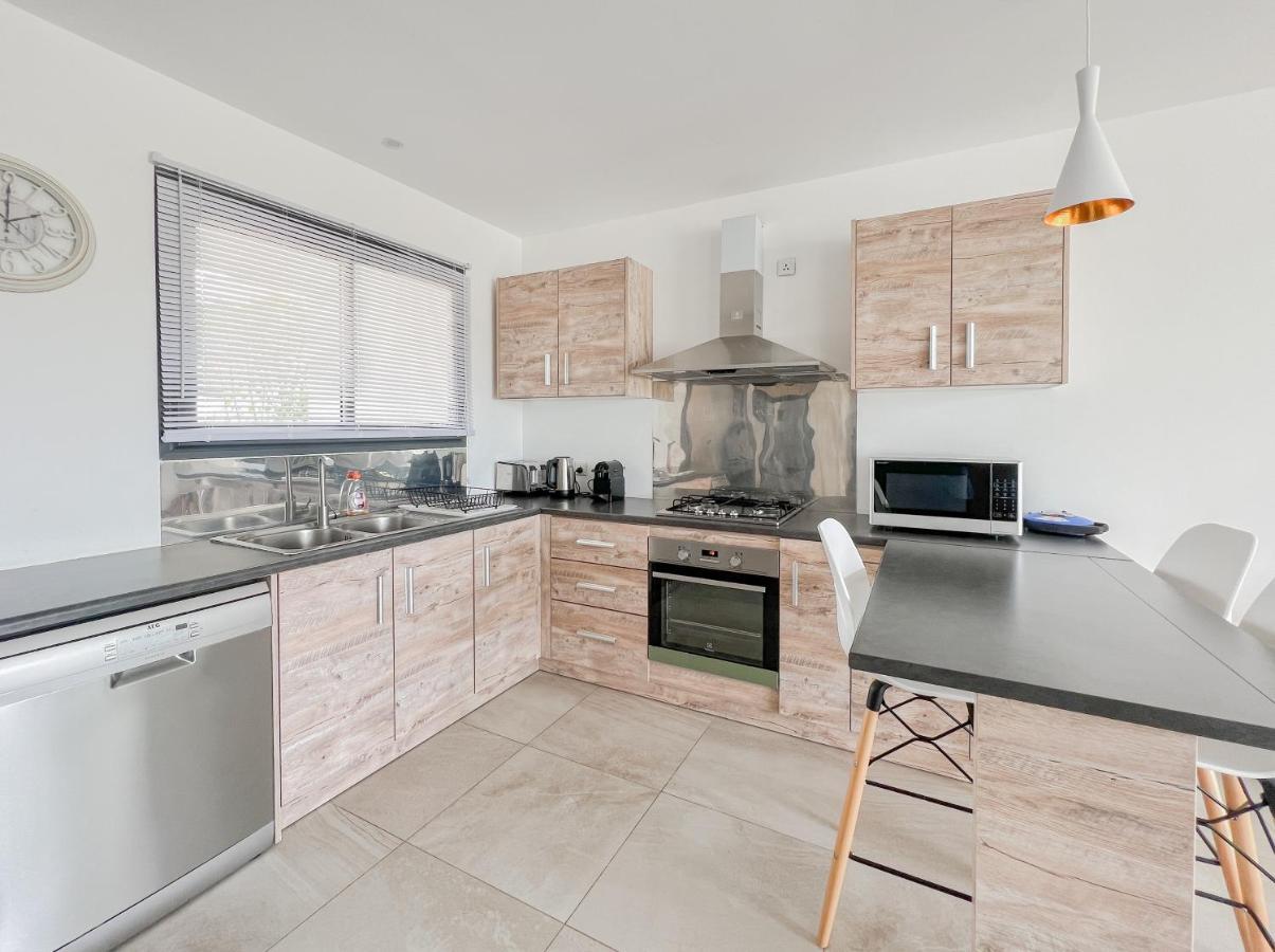 Residence Celestial - Premium 3 Bedrooms Villa With Volcanic Stone Pool Grand Bay Εξωτερικό φωτογραφία
