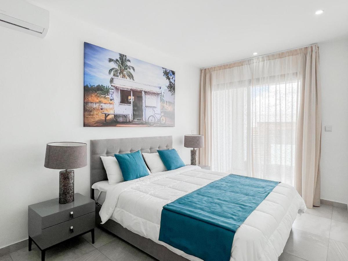 Residence Celestial - Premium 3 Bedrooms Villa With Volcanic Stone Pool Grand Bay Εξωτερικό φωτογραφία