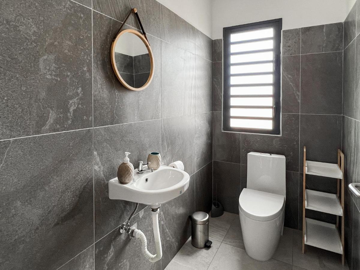 Residence Celestial - Premium 3 Bedrooms Villa With Volcanic Stone Pool Grand Bay Εξωτερικό φωτογραφία
